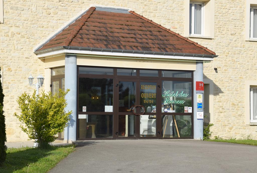 Отель Logis Des Sources Creney-pres-Troyes Экстерьер фото