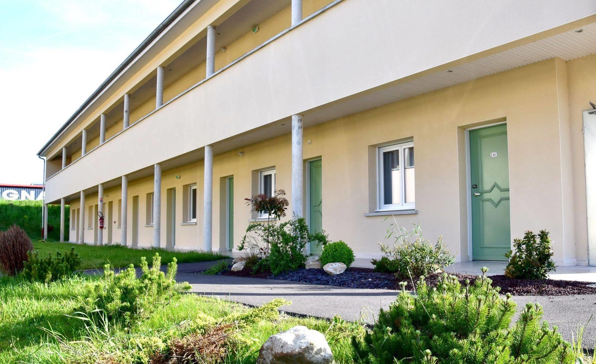 Отель Logis Des Sources Creney-pres-Troyes Экстерьер фото